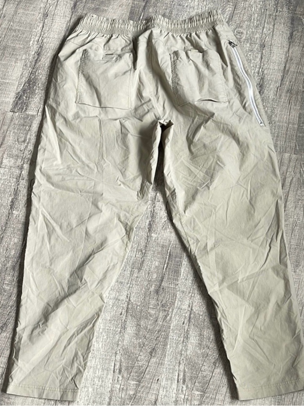 Nike Tan Windbreaker Track Pants with White Swoosh - Picture 2 of 8